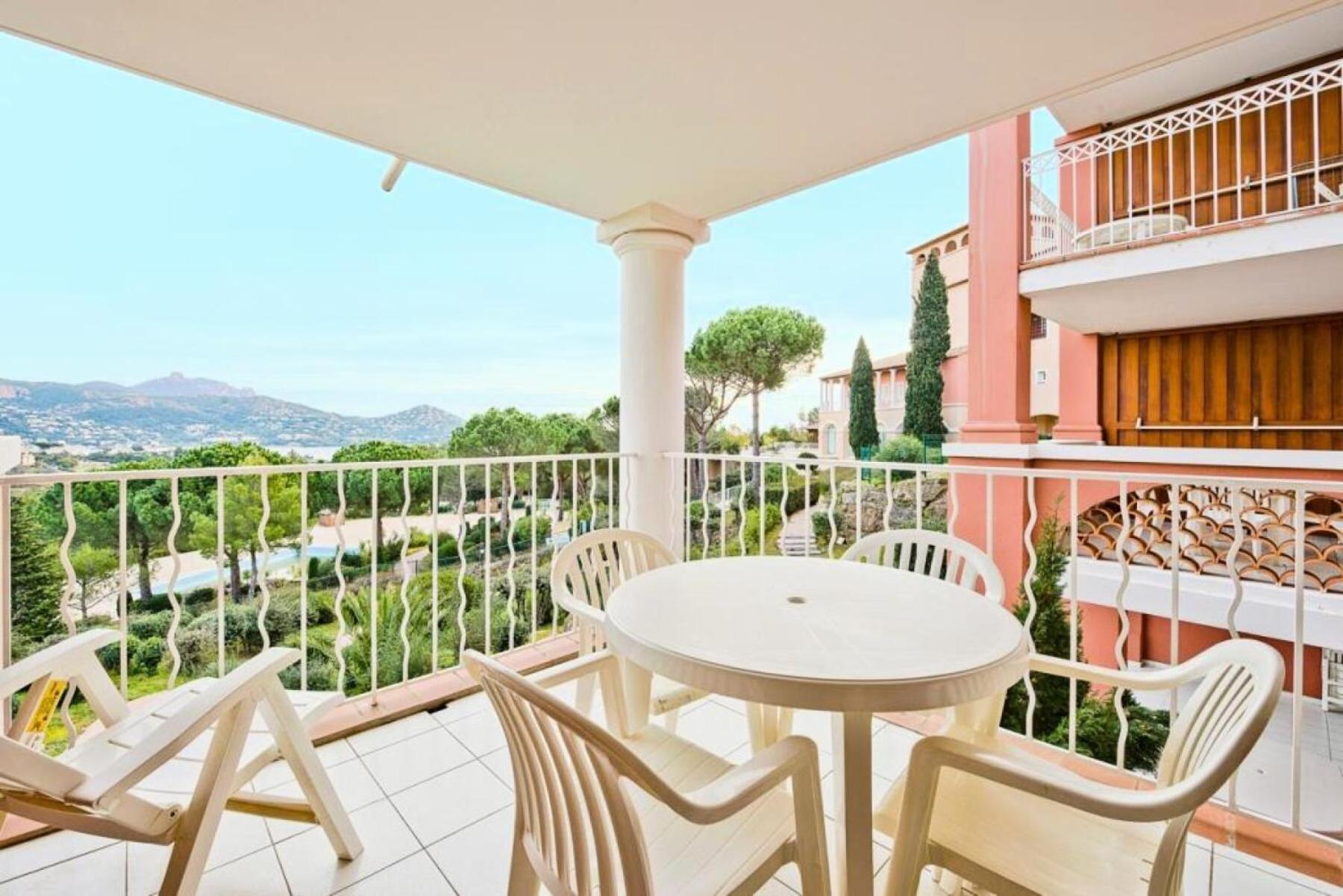 Residence Le Hameau De Cap Esterel - Maeva Home - Appartement 2 Pieces 5 Personnes - Selection Mae-1109 Saint-Raphaël Exterior foto